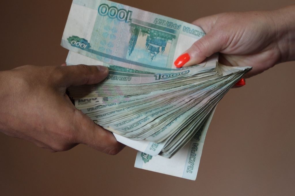 135 млн под арестом: последствия взятки за госконтракты в Якутии Марина  Померанцева , ИА EAOMedia