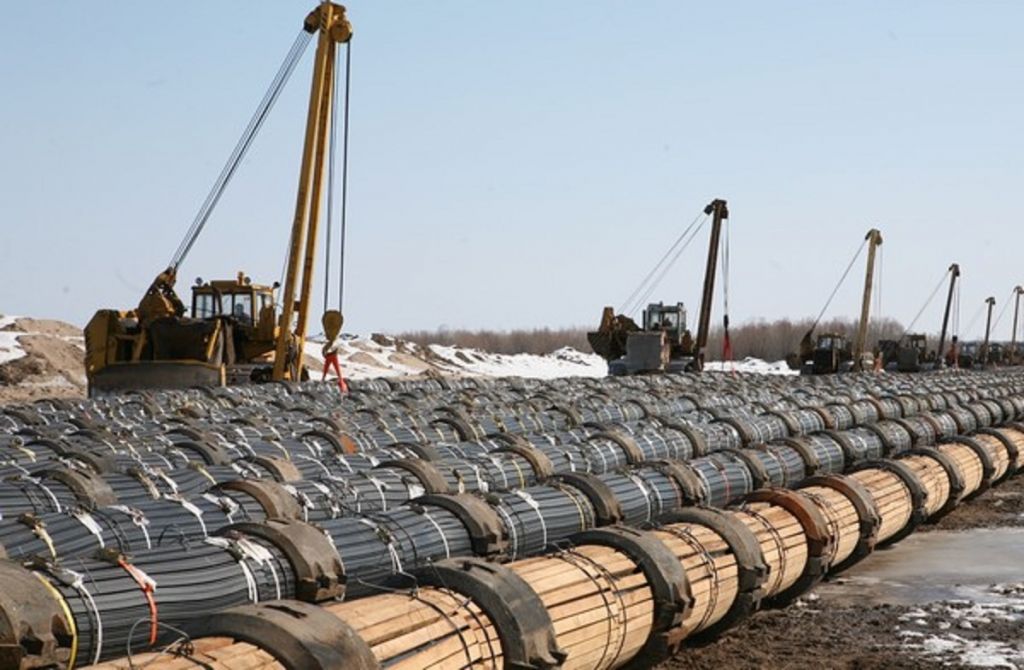 в 2003 году в Якутии ввели в строй уникальный газовый объект – подводный переход магистрального газопровода через реку Лена.